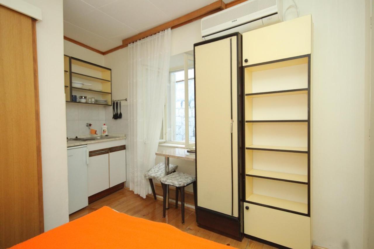 Apartments And Rooms By The Sea Komiza, Vis - 2431 Esterno foto