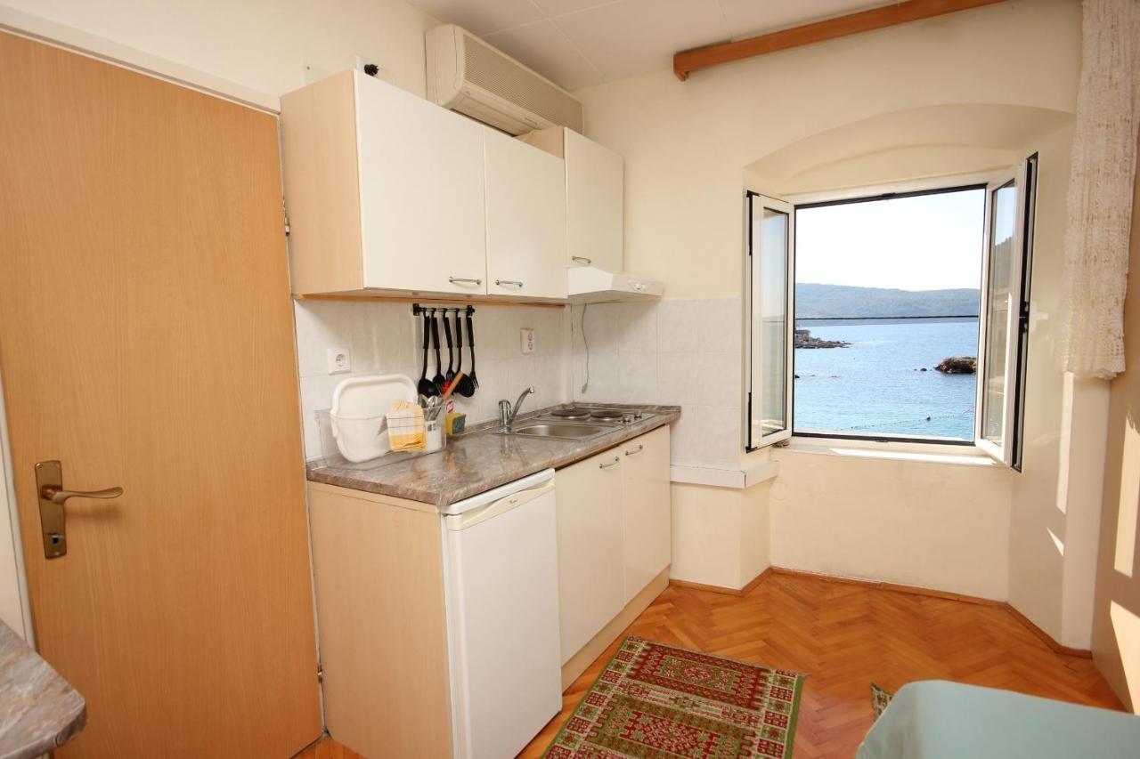 Apartments And Rooms By The Sea Komiza, Vis - 2431 Esterno foto